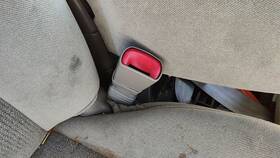 2f1z5461202aac Ford 2000-2003 Taurus Passenger Right Front Seat Belt Buckle Receiver Oem Gray