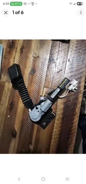 33039305 Ford 2004-2008 F-150 F150 Left Driver Front Seat Seatbelt Buckle Pretensioner