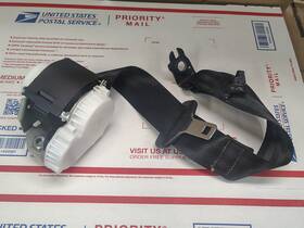 34097278e Ford 2013 2014 2015 2016 Escape Center Rear Seat Belt Black 34097278e Ford 2013 2014 2015 2016 Escape Center Rear Seat Belt Black