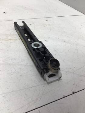 5f93-74602b82-ah Ford Freestyle 2005 Front Right Passenger Side Seat Belt Height Adjust Adjuster