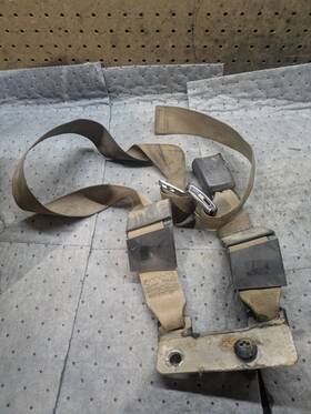 6c3z-2660044-aa Ford Crew Cab Bench Seat Right Rear Belt Buckle Pebble Tan 05-07 Super Duty 4241