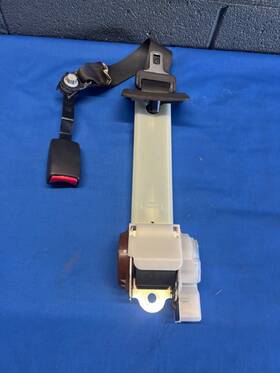 7t43-78611b64-afw Ford 07 08 09 Edge 2nd Row Middle Seat Belt And Buckle For Drivers 7t43-78611b64-afw Ford 07 08 09 Edge 2nd Row Middle Seat Belt And Buckle For Drivers
