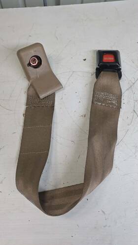 Ford F87z-78611b60-aab 98 Ranger Front Middle Seatbelt Seat Belt Buckle Receiver Oem Tan