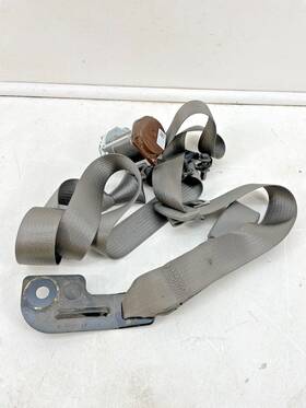Fl3b-16611b64 Ford 2015-2020 F150 Rear Center Crew Cab Seat Belt Retractor Fl3b-16611b64 Ford 2015-2020 F150 Rear Center Crew Cab Seat Belt Retractor