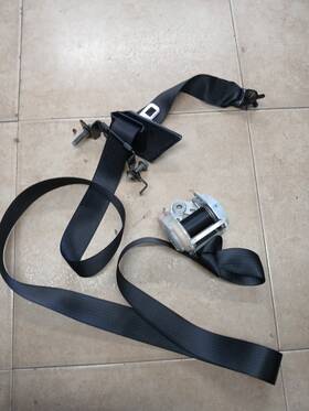 Fr3b-63611b69-ag3zhe Ford 15-20 Mustang Gt 5.0 Rear Left Driver Side Seat Belt Fr3b-63611b69-ag Oem