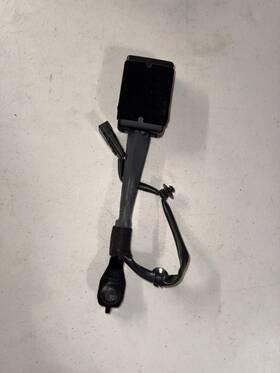 Fr3b-6361203-acazhe Ford 2015-2017 Mustang Lh Driver Seat Belt Receiver