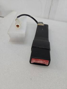 Sw135461202 Ford 01-08 Crown Victoria Seat Belt Buckle Receiver Left Front Driver Marquis Tc