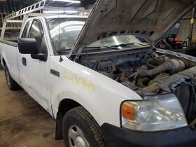 210-01695 Ford Truck Seat Belt Front Bench 40/20/40 Center Fits 05-08 F150 Pickup 566277