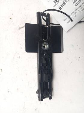 210.fd8c15 Ford Truck Front Passenger Seat Belt Adjuster Fits Escape 2015 Oem