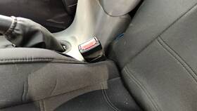 Ford Ys4z6161203hb 2000 01 Focus Station Wagon Driver Left Front Seat Belt Buckle Receiver Gray Ea