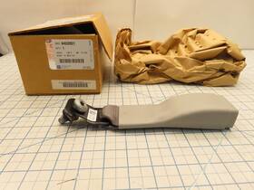 84630821 General Motors Gm Seat Belt Buckle Receiver Gray