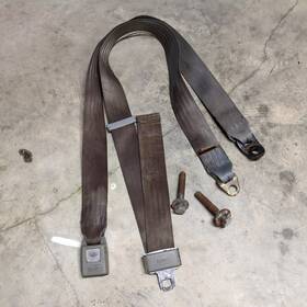 A20131t General Motors 1994 Chevrolet Gmc G10 G20 G30 Van Grey Rear 2-point Seat Belt Center Lap