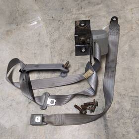A8607t General Motors 1994 Chevrolet Gmc G10 G20 G30 Van Grey Rear Bench 3-point Seat Belt R/l