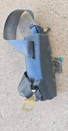 Gm 354891626364 88-94 Chevrolet Silverado Sierra Passenger Seat Belt Blue Standard Cab