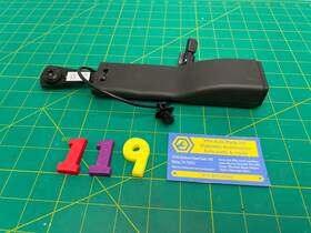 84063757 Gm 17-24 Cadillac Xt5 Xt6 - Front Left Or Right Seat Belt Buckle Receiver Latch Oem