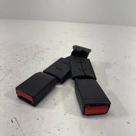 84606914 Gm 2018 - 2020 Chevrolet Equinox Rear Right Side Seat Belt Seatbelt Buckle Oem
