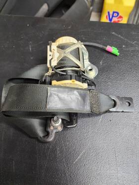 92204563 Gm 2008-2009 Pontiac G8 Oem Front Lh Driver Seat Belt Retractor Tensioner 92204563 Gm 2008-2009 Pontiac G8 Oem Front Lh Driver Seat Belt Retractor Tensioner