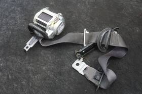 23457932 Gm Trucks Front Left Seat Belt Retractor Oem Chevrolet Silverado 3500 2015 Note