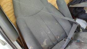 88940151 Gm Trucks 98-02 Savana Van 2500 Passenger Right Front Seat Belt Retractor Shoulder Pewter