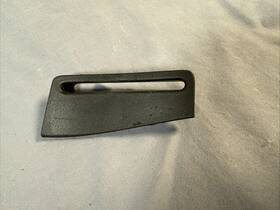 15287309 Gmc 07-13 Chevy/gmc Sierra Lh Driver Side Rear Seat Belt Trim Piece