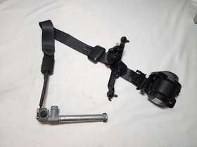 20876870 Gmc 2010 - 2012 Acadia Passengers Front Seat Belt Retractor Oem Black