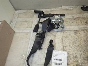 210.gm9225 Gmc 2024 Sierra 1500 Pro Driver Front Seat Belt 1641053