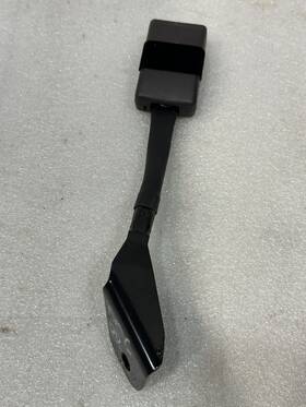 84505501 Gmc Canyon Chevy Colorado Rear Right Seat Belt Seatbelt Buckle Oem 2015 - 2022 84505501 Gmc Canyon Chevy Colorado Rear Right Seat Belt Seatbelt Buckle Oem 2015 - 2022