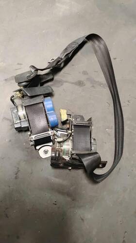 04814-sf1-a03zg Honda 87 88 89 90 91 Prelude Right Front Seat Belt Black Used Oem Grey