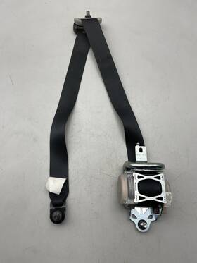04814tbaa00za Honda 2016-2020 Civic Front Seat Belt Retractor Passenger Right Oem P/n 2494724