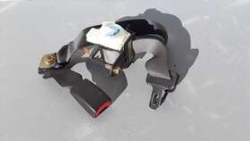 2022047 Honda 2003-2007 Accord 2-door Coupe Rear Center Seat Belt Retractor Black Oem