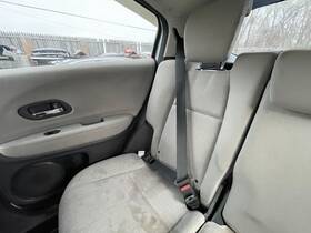 212.ho1218 Honda 16-22 Hr-v Right Rear 2nd Raw Seat Belt Black Tc -b-m At Fwd 127k Lx 65471