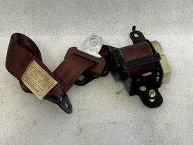 212.ho1i85 Honda 1984 1985 Accord Sedan Left Driver Side Rear Seat Belt Maroon