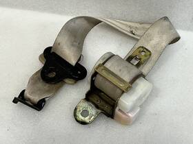 212.ho1i91 Honda 1990 1991 1992 1993 Accord Sedan Right Rear Seat Belt Tan