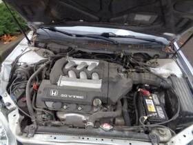 212.ho1j02 Honda Accord 2002 Seat Belt Rear 27906751