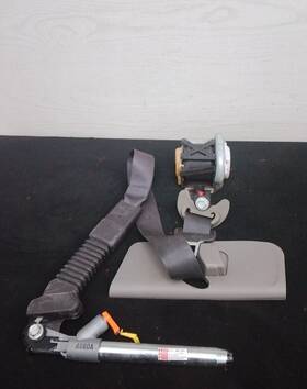 888102s505 Hyundai 10-15 Tucson Front Lh Driver Seat Belt Retractor/tensioner