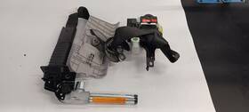 88810f3000 Hyundai Ft17-ft20 Elantra Front Driver Seat Belt Retractor Black Oem