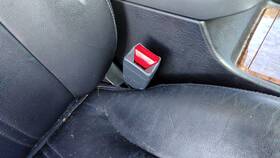 Hyundai 8884039700lk 2004-2005 Xg350 Passenger Right Front Seat Belt Buckle Receiver Black
