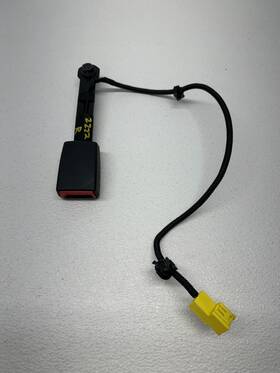 B14y30l8 Hyundai 2015 Sonata Front Right Side Seat Belt Buckle Black Oem 252222 B14y30l8 Hyundai 2015 Sonata Front Right Side Seat Belt Buckle Black Oem 252222