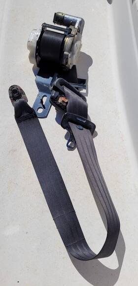 Nsb072el Hyundai 2003 Sonata Front Passenger Right Side Seatbelt Dark Gray