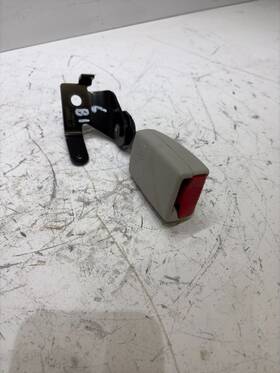 1028889 Infiniti 2014-2020 Q50 Rear Left Passenger Side Seat Belt Buckle Oem