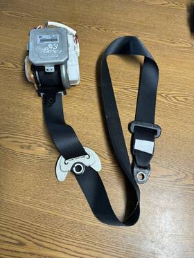 1075112 Infiniti 2011-2020 Qx56 Qx80 Right Front Passenger Side Seat Belt Retractor Oem 1075112 Infiniti 2011-2020 Qx56 Qx80 Right Front Passenger Side Seat Belt Retractor Oem