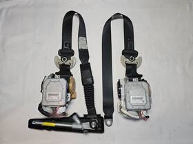 1075115ac Infiniti 2011 - 2013 M37 Drivers And Passengers Front Seat Belts With Pre Crash