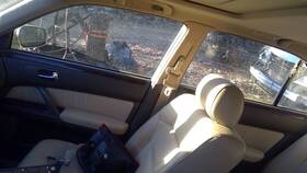 210.in1u98 Infiniti Q45 1998 Seat Belt Front 27634