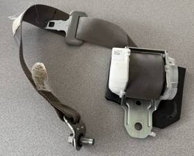 7e6650 Infiniti 07-10 Inifiniti G35 Rear Center Seat Belt Retractor Used Oem 7e6650 Infiniti 07-10 Inifiniti G35 Rear Center Seat Belt Retractor Used Oem