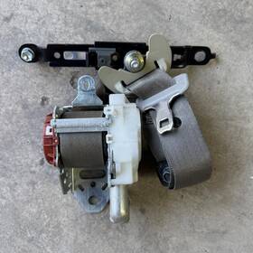86884jk60c Infiniti 07-15 G35 G37 Sedan Front Right Pass. Seat Belt Retractor Adjuster Oem