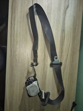 Nsb0571l02 Isuzu 98 99 00 01 02 Trooper Left Drivers Seat Belt Retractor Oem