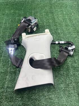 Gx63-24396-bf0lkp Jaguar 16-20 Xf Front Right Rh Passng Side Seatbelt Retractor With Pillar Trim Oem Gx63-24396-bf0lkp Jaguar 16-20 Xf Front Right Rh Passng Side Seatbelt Retractor With Pillar Trim Oem