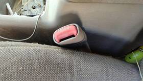5gu431k5ab Jeep 2000-2004 Grand Cherokee Driver Left Front Seat Belt Buckle Receiver Gray 5gu431k5ab Jeep 2000-2004 Grand Cherokee Driver Left Front Seat Belt Buckle Receiver Gray