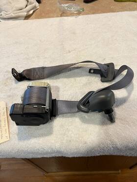 5hg361d5an Jeep 2006 Liberty Rear Passenger Side Seat Belt Assembly