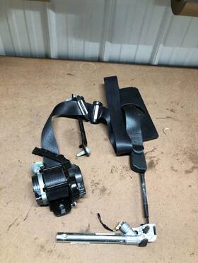 625293100c Jeep 14-16 Cherokee Front Seat Belt Retractor Right Passenger Side Black Oem